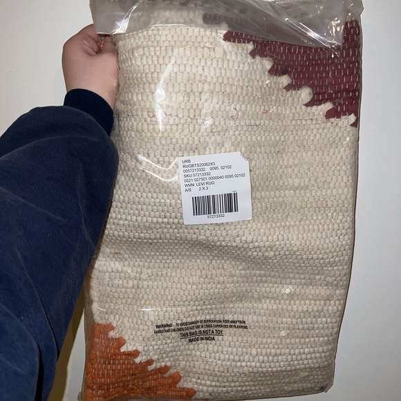 NEW Urban Outfitters Rug - Picture 2 of 5